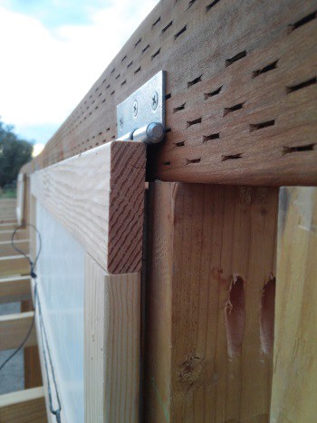 Greenhouse window vent